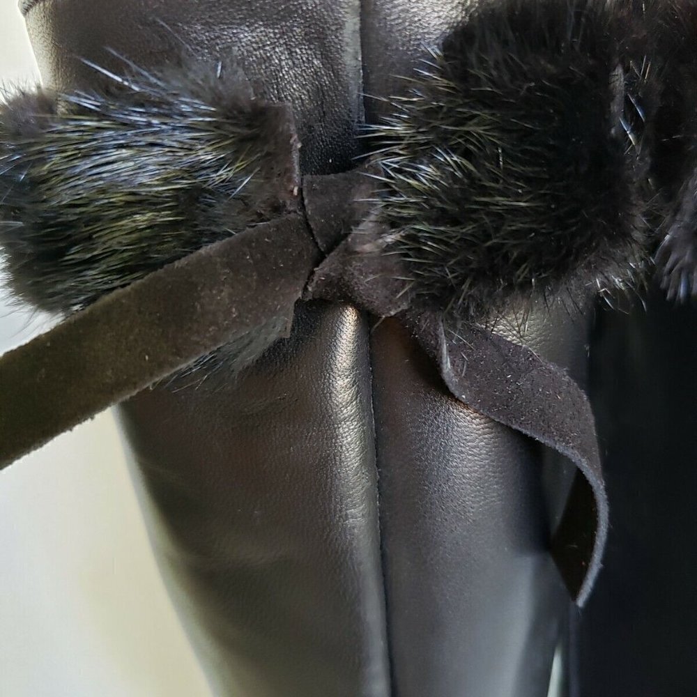 Attilio Giusti Leombruni Black Fur-Trimmed Heeled Boots - Picture 5 of 12